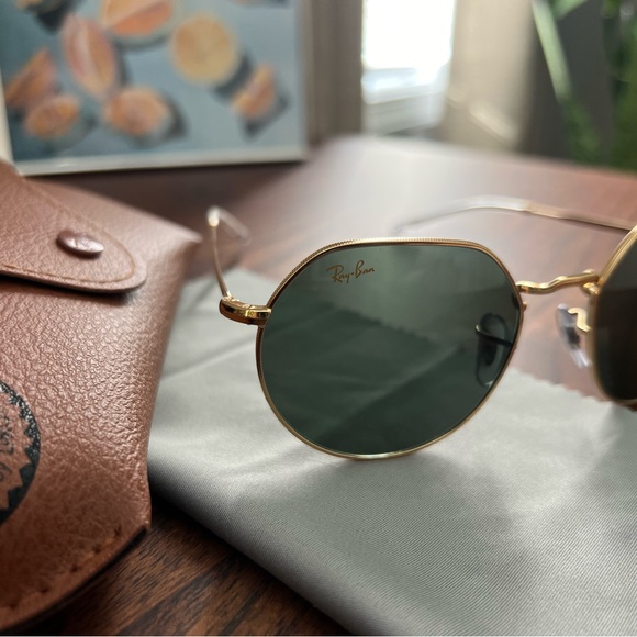 Green and gold round Ray-Bans. - Picture 2 of 7